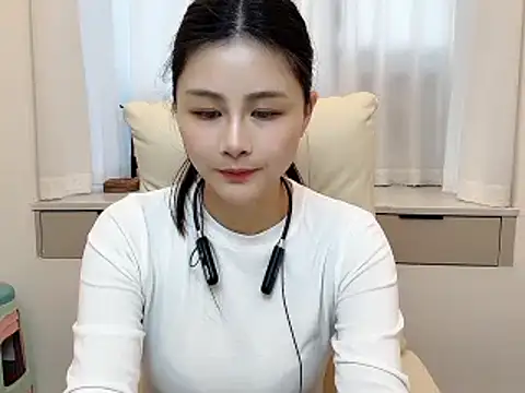 Snapshot of forzen-baby chatting on November 2025 06:05:02 AM forzen-baby online show from November 2025 06:05:02 AM