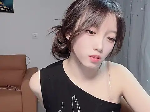 yuyayayu online show from November 2025 01:15:01 PM