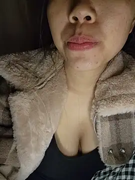 Snapshot of Xiu-L chatting on December 2025 03:15:02 AM Xiu-L online show from December 2025 03:15:02 AM