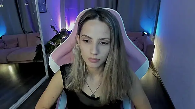 amelia meili online show from December 2025 12:54:01 PM