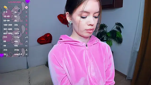 Snapshot of AngelesBenitz chatting on February 2026 07:38:01 AM AngelesBenitz online show from February 2026 07:38:01 AM