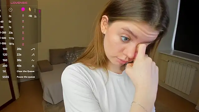 Snapshot of AngelesBenitz chatting on March 2026 08:20:02 AM AngelesBenitz online show from March 2026 08:20:02 AM