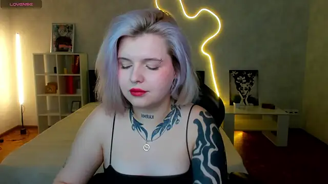 shadow  purrr online show from November 2025 01:42:01 AM