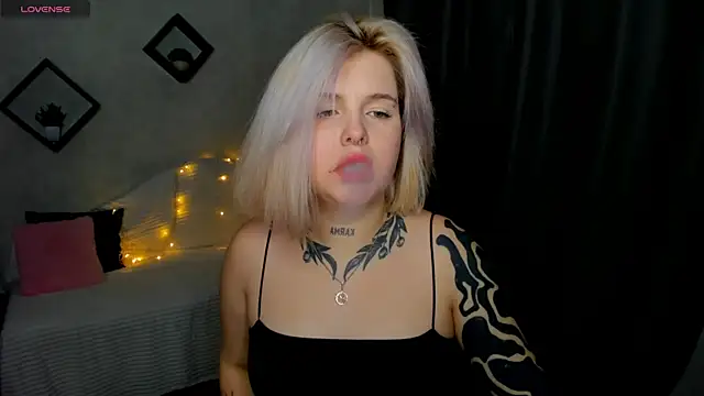 shadow  purrr online show from December 2025 01:26:02 AM