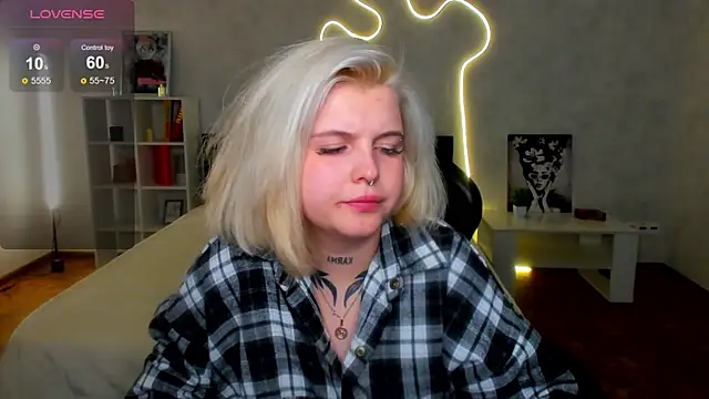 shadow  purrr online show from December 2025 12:55:02 PM