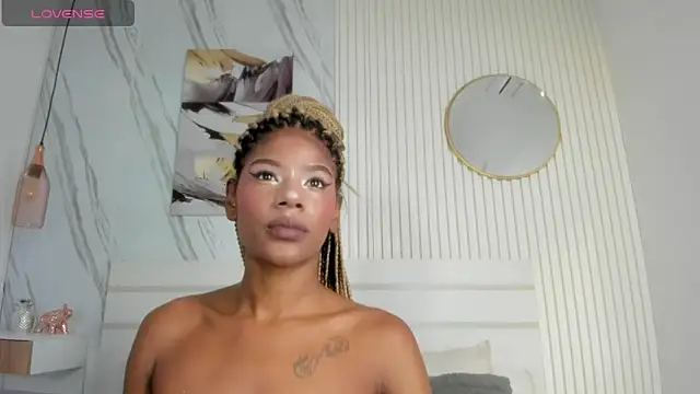 Snapshot of Afro_Luna chatting on May 2026 11:08:02 AM Afro Luna online show from May 2026 11:08:02 AM