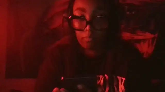 Snapshot of VenezuelaLuxeNoir chatting on February 2026 08:07:01 AM VenezuelaLuxeNoir online show from February 2026 08:07:01 AM