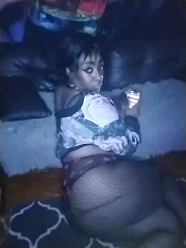 Snapshot of VenezuelaLuxeNoir chatting on February 2026 08:02:02 AM VenezuelaLuxeNoir online show from February 2026 08:02:02 AM