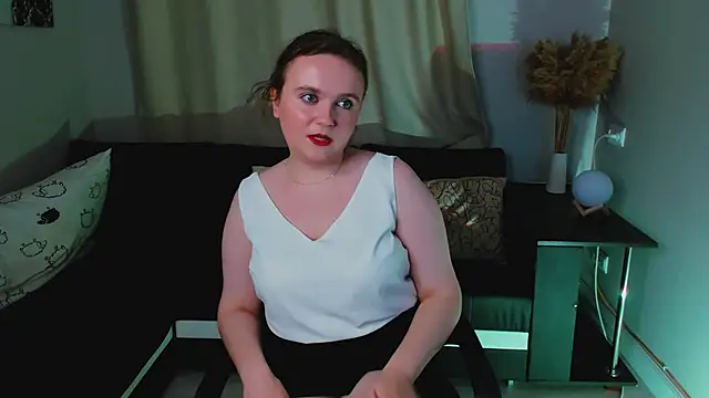 Snapshot of TerryAstra chatting on November 2025 02:40:02 PM TerryAstra online show from November 2025 02:40:02 PM