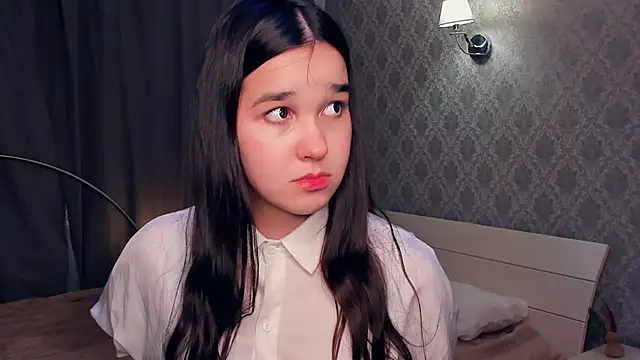 MeliaMelchiori online show from December 2025 09:21:01 PM