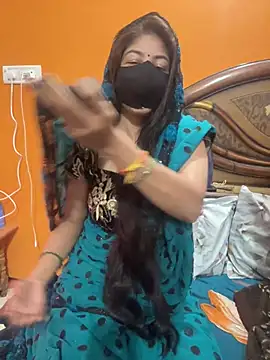 cutestpearl online show from January 2026 06:33:01 PM