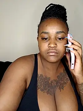 Chubbycharmdoll online show from December 2025 12:36:02 PM