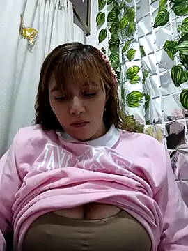 Juanita-30 online show from November 2025 07:47:02 PM