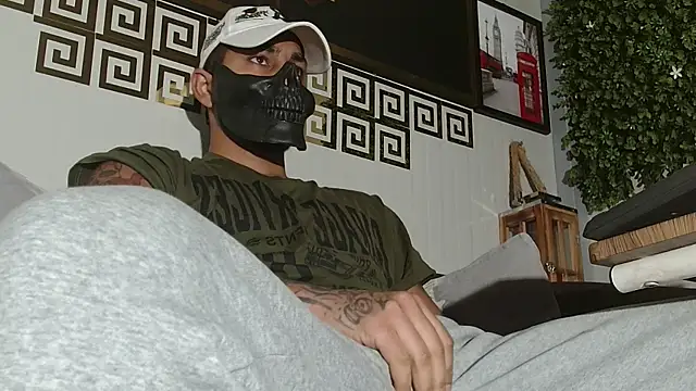 Nigel BoydXX online show from December 2025 08:45:01 AM