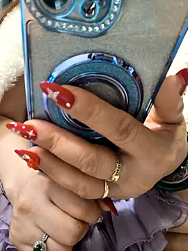 dis princess online show from December 2025 04:40:01 AM