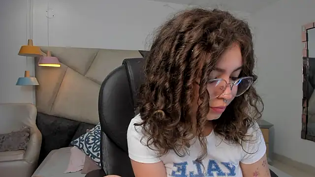 MarieTaylor  online show from February 2026 06:22:02 PM