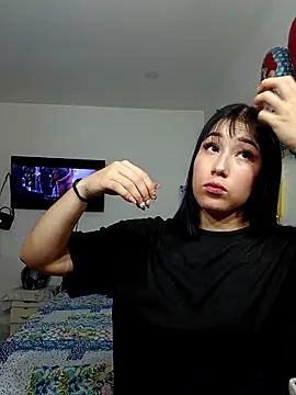 hot-shaved-baby online show from November 2025 07:46:02 PM