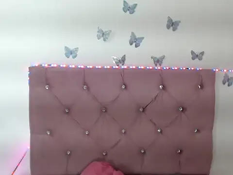 Snapshot of Isardrigue02 chatting on November 2025 05:41:01 AM Isardrigue02 online show from November 2025 05:41:01 AM