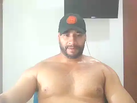 musclehetero online show from December 2025 07:42:01 PM