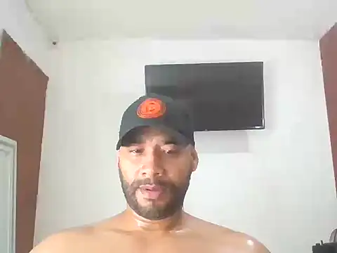 musclehetero online show from December 2025 09:55:02 PM