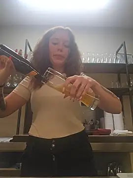 Megintbeus online show from November 2025 08:52:02 PM