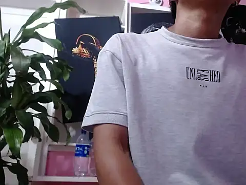 crissex3 online show from February 2026 02:27:02 PM