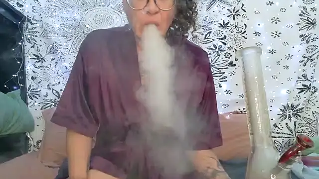 sareberr420 online show from February 2026 04:35:01 PM