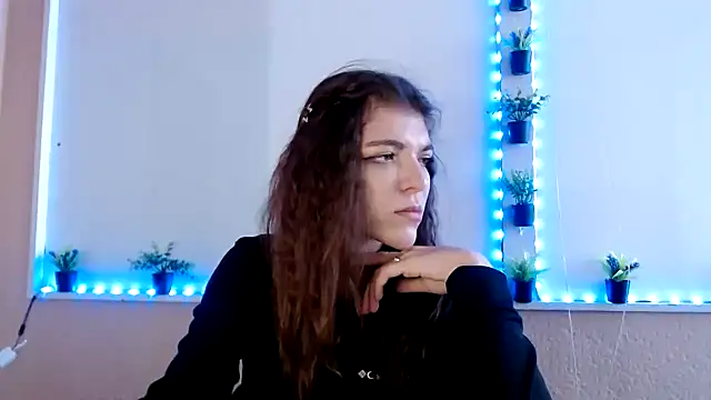 Sweeet Emilyy online show from November 2025 12:27:02 PM