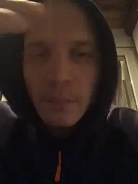 Spielzeugtwink online show from December 2025 07:51:02 PM