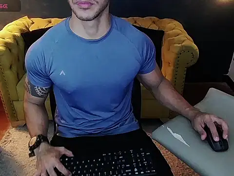 tayler luke online show from December 2025 01:13:01 AM