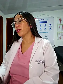 JustSamantha  online show from February 2026 12:10:02 PM