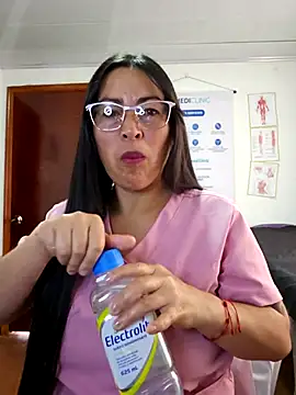 JustSamantha  online show from February 2026 02:14:01 PM