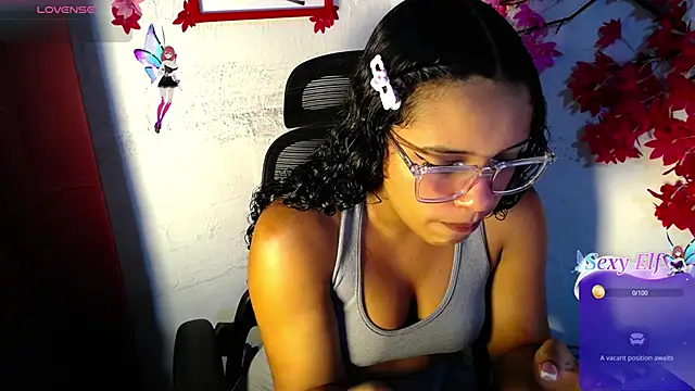 Snapshot of chleo_rosse chatting on May 2026 05:31:02 PM chleo rosse online show from May 2026 05:31:02 PM