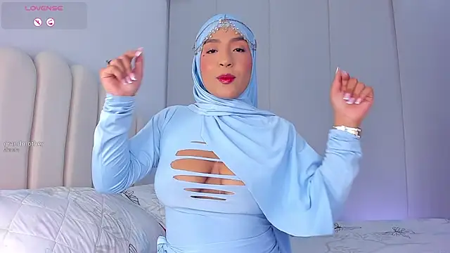 Amira-Zahra online show from August 2026 10:24:02 PM
