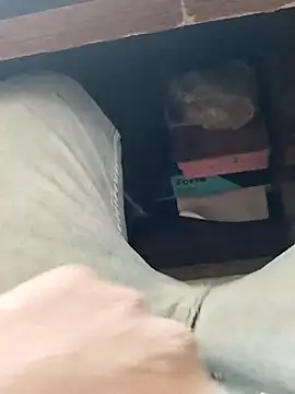 Snapshot of Roy___121 chatting on November 2025 06:39:03 AM Roy 121 online show from November 2025 06:39:03 AM