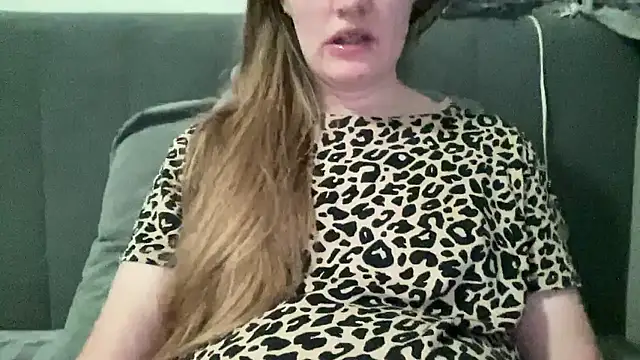 alisa kitcat online show from January 2026 04:39:02 AM