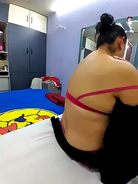 Snapshot of Parehahotmex chatting on November 2025 07:18:02 AM Parehahotmex online show from November 2025 07:18:02 AM