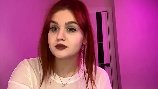 Snapshot of Red_Ava chatting on November 2025 06:41:02 PM Red Ava online show from November 2025 06:41:02 PM