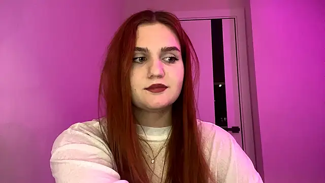 Snapshot of Red_Ava chatting on December 2025 03:43:02 PM Red Ava online show from December 2025 03:43:02 PM