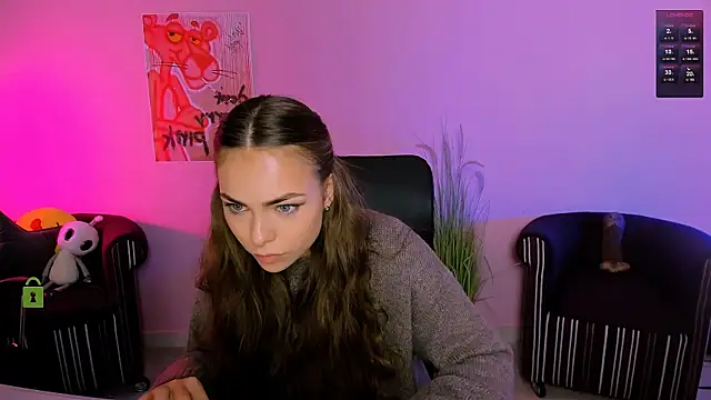 misa angel online show from November 2025 01:04:01 PM