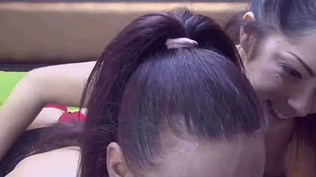 JasminAndAlyssa online show from November 2025 02:47:02 AM