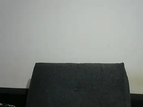 Erii18 online show from November 2025 12:20:01 PM