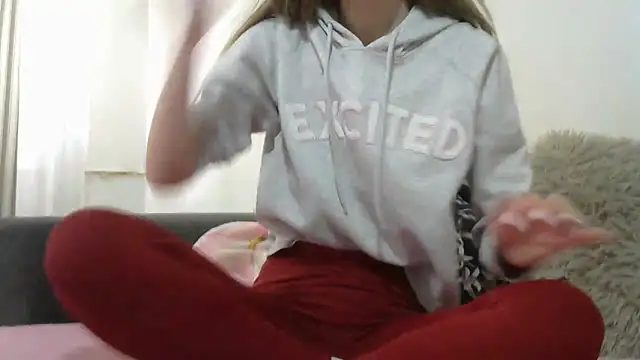 Erii18 online show from February 2026 11:28:02 AM