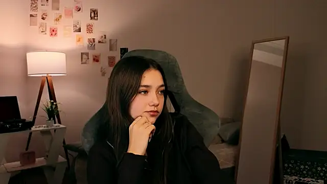 Vexorine online show from November 2025 07:27:01 PM