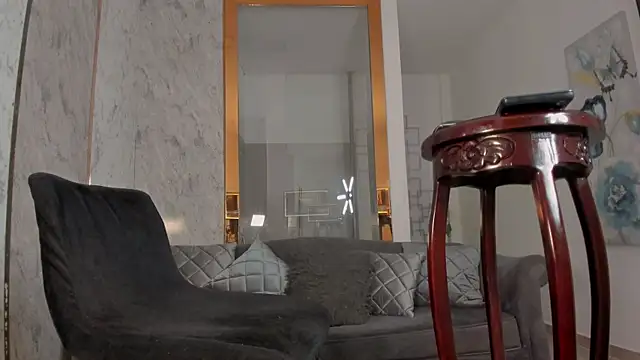 MafeArias23 online show from February 2026 12:43:02 PM