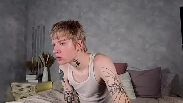 Snapshot of TRAVIS_CLAS chatting on November 2025 03:15:02 PM TRAVIS CLAS online show from November 2025 03:15:02 PM