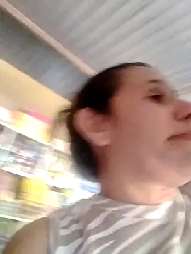 MIA-LARIOS online show from March 2026 09:33:01 PM