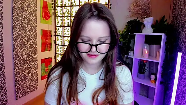 Lana Moon   online show from December 2025 09:40:01 AM