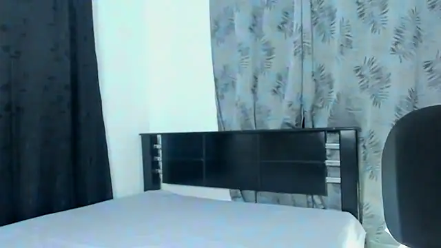 Violeta Gracee online show from February 2026 01:04:01 AM