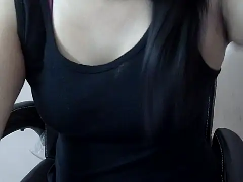 radhika nar online show from November 2025 04:04:01 AM